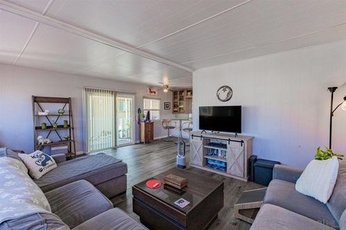 spc-82-8712 N Magnolia Ave, Santee, CA, 92071-4545 | Card Image