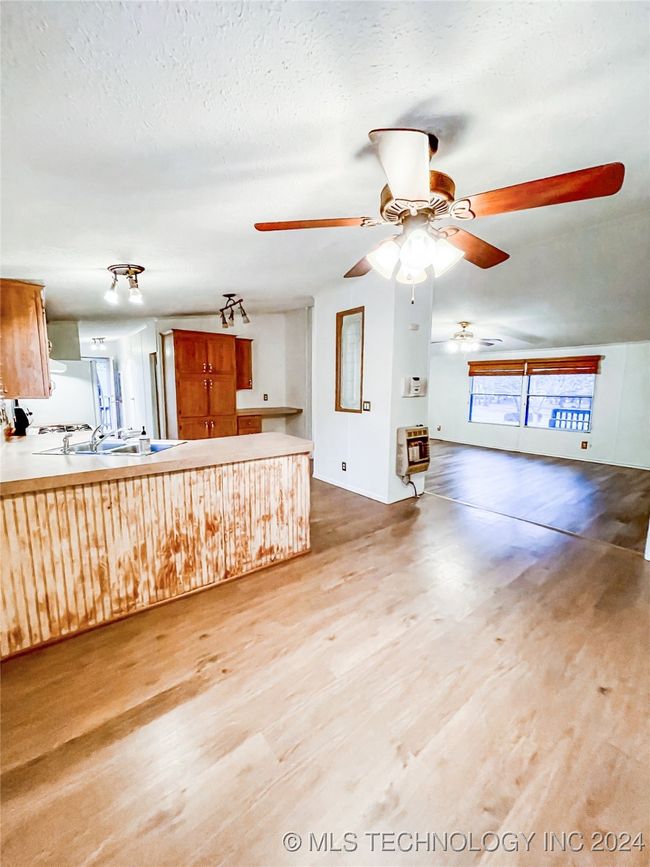 39 Summit Dr, House other with 3 bedrooms, 2 bathrooms and null parking in Canadian OK | Image 17