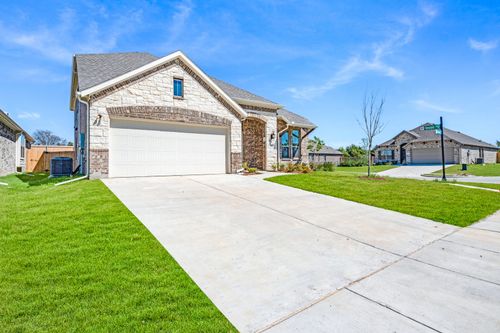 306 Maltese Dr, Red Oak, TX, 75154-8996 | Card Image