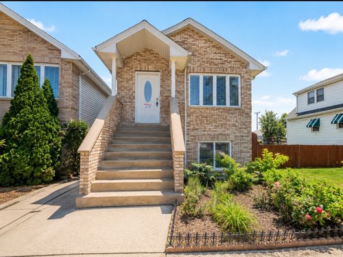 7319 W 58th Pl, Summit, IL, 60501-1401 | Card Image