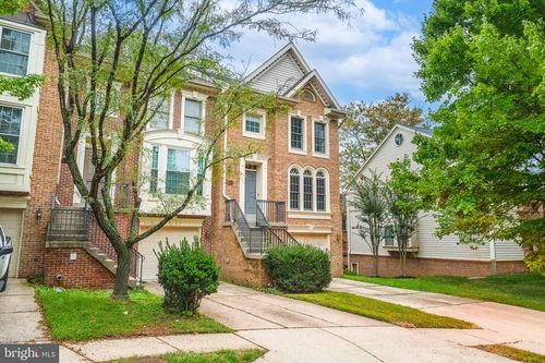 11774 Valley Ridge Cir, FAIRFAX, VA, 22033-2747 | Card Image