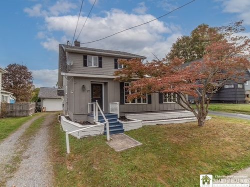 97 Martin Rd, Jamestown, NY, 14701-8536 | Card Image