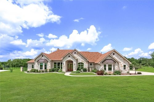 145 Powder Horn Rd, Bastrop, TX, 78602-3554 | Card Image