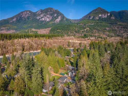 44331 Pine Rd, Gold Bar, WA, 98251-9360 | Card Image