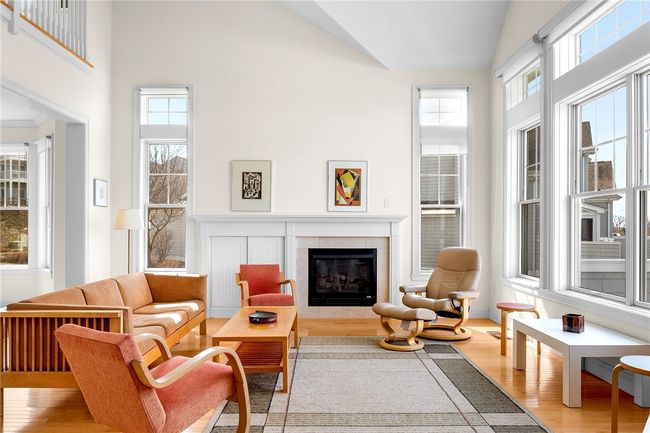 37 Cutter Ln, Condo with 3 bedrooms, 4 bathrooms and 4 parking in Tiverton RI | Image 4