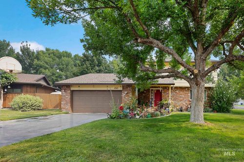 2345 Longbow Dr, Twin Falls, ID, 83301-4443 | Card Image