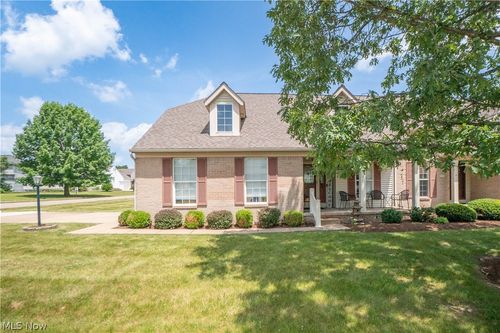 1643 Southpointe Cir Ne, Canton, OH, 44714-1181 | Card Image