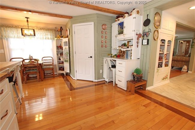 960 Grandview Rd, House other with 4 bedrooms, 3 bathrooms and null parking in Daniels WV | Image 25