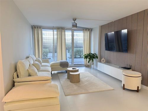 422-525 N Ocean Blvd, Pompano Beach, FL, 33062-4640 | Card Image