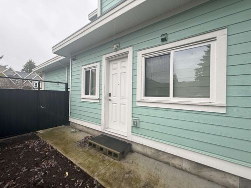 9663 153a St, Surrey, BC, V3R4J1 | Card Image