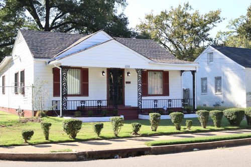 1311 Boxwood St, Memphis, TN, 38108-2336 | Card Image