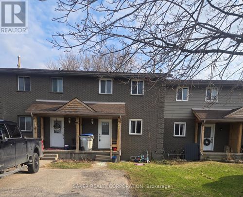 141 Simcoe St, Exeter, ON, N0M1S1 | Card Image