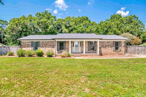 5633 Lia Dr, Milton, FL, 32570-8753 | Card Image