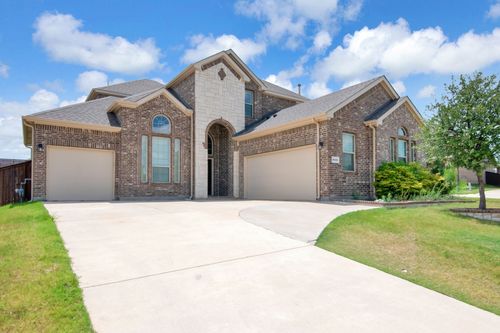8949 Jewel Flower Dr, Fort Worth, TX, 76131-2149 | Card Image