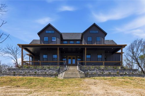 21665 Griggs Rd, Springdale, AR, 72762-4613 | Card Image