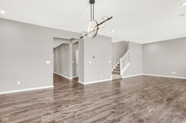 DINING/BREAKFAST RM | Image 12