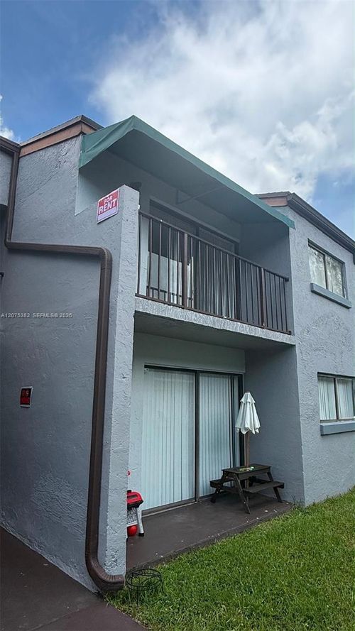 6-207-7411 Sw 152nd Ave, Miami, FL, 33193-3230 | Card Image