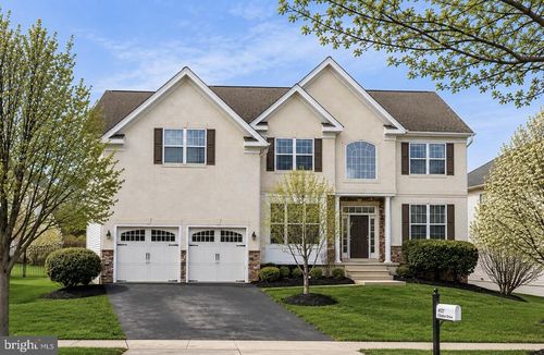 4127 Crescent Dr, CHESTER SPRINGS, PA, 19425-3911 | Card Image