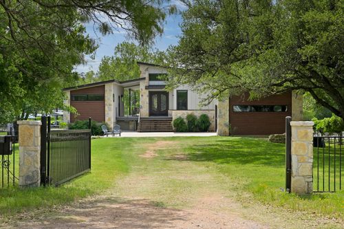 465 County Road 139, Burnet, TX, 78611-2895 | Card Image