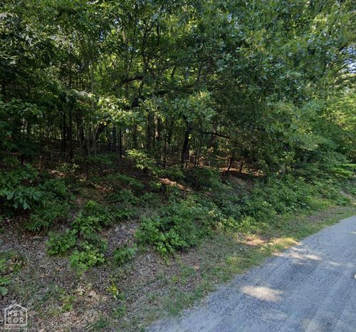 30 Saginaw Cir, Cherokee Village, AR, 72529-6503 | Card Image