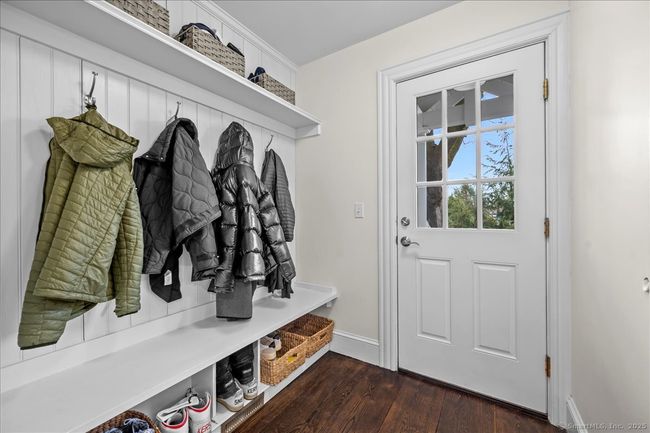 192 Highland Ave, House other with 5 bedrooms, 4 bathrooms and null parking in Norwalk CT | Image 16
