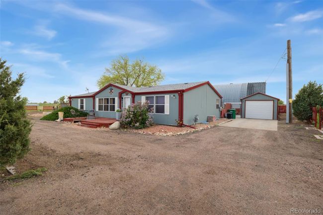 5439 County Road 37, House other with 3 bedrooms, 2 bathrooms and 1 parking in Fort Lupton CO | Image 4