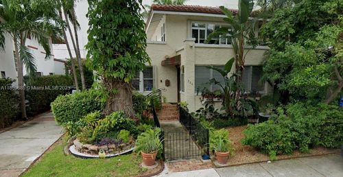 334 Ne 26th Ter, Miami, FL, 33137-4649 | Card Image