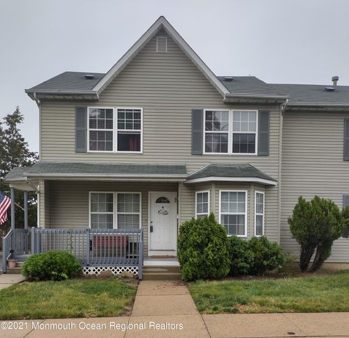 1-70 Broadway, Keyport, NJ, 07735-1000 | Card Image