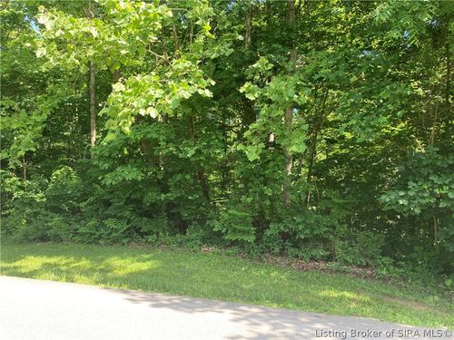 5743 E Rolling Woods Dr, Marengo, IN, 47140-8409 | Card Image