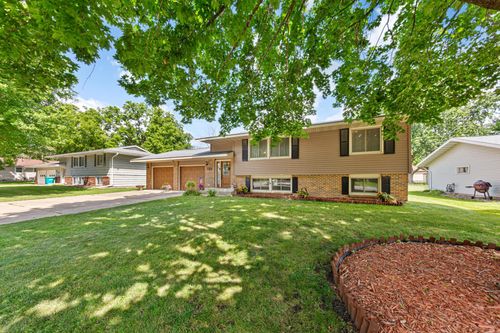 722 16th St Se, Owatonna, MN, 55060-4122 | Card Image