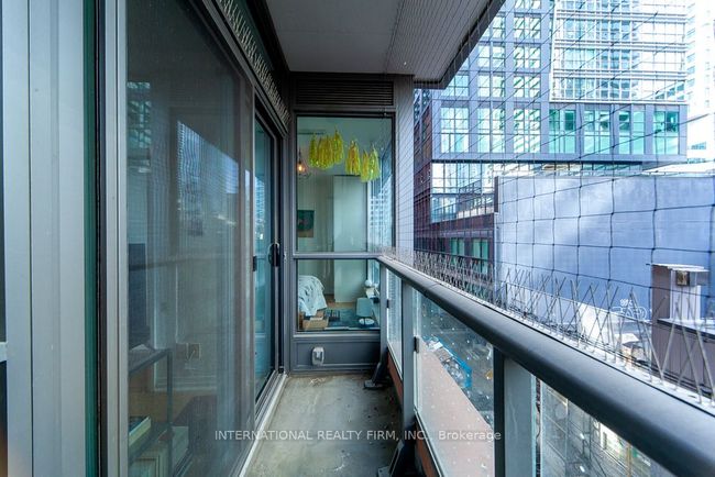 318 - 8 Mercer St, Condo with 1 bedrooms, 1 bathrooms and null parking in Toronto ON | Image 33