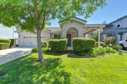 11794 Dionysus Way, Rancho Cordova, CA, 95742-8041 | Card Image