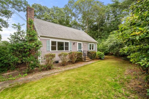 311 Cotuit Rd, Mashpee, MA, 02649-2384 | Card Image