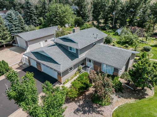 854 5 Avenue, Dunmore, AB, T1B0J9 | Card Image