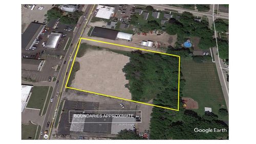 914 Front St, MCHENRY, IL, 60050-5214 | Card Image