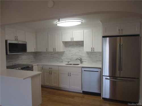 111-123 Mamaroneck Ave, Mamaroneck, NY, 10543-3762 | Card Image