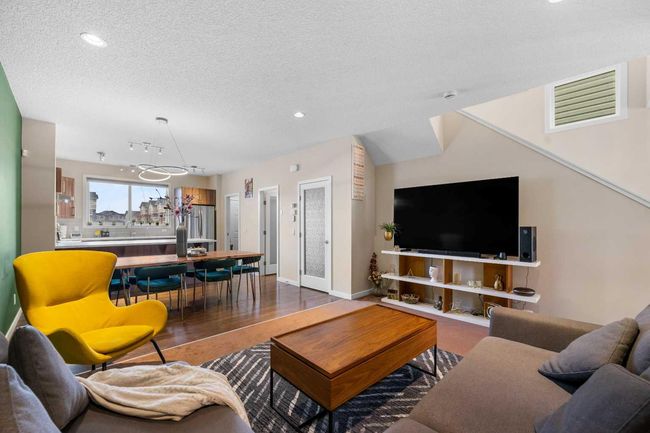 132 Cornerstone Pass Ne, House other with 6 bedrooms, 4 bathrooms and 2 parking in Calgary AB | Image 9