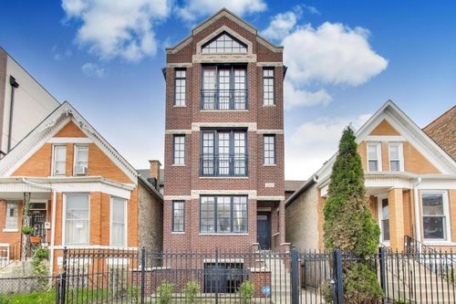 1-2031 W Augusta Boulevard, Chicago, IL, 60622 | Card Image