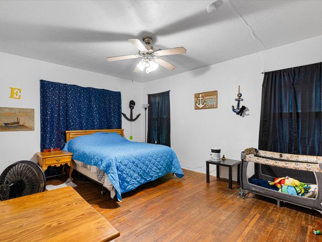 207 S Hinckley St, House other with 2 bedrooms, 1 bathrooms and null parking in Blooming Grove TX | Image 11