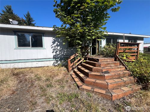 280 E Wood Ln, Shelton, WA, 98584-7355 | Card Image