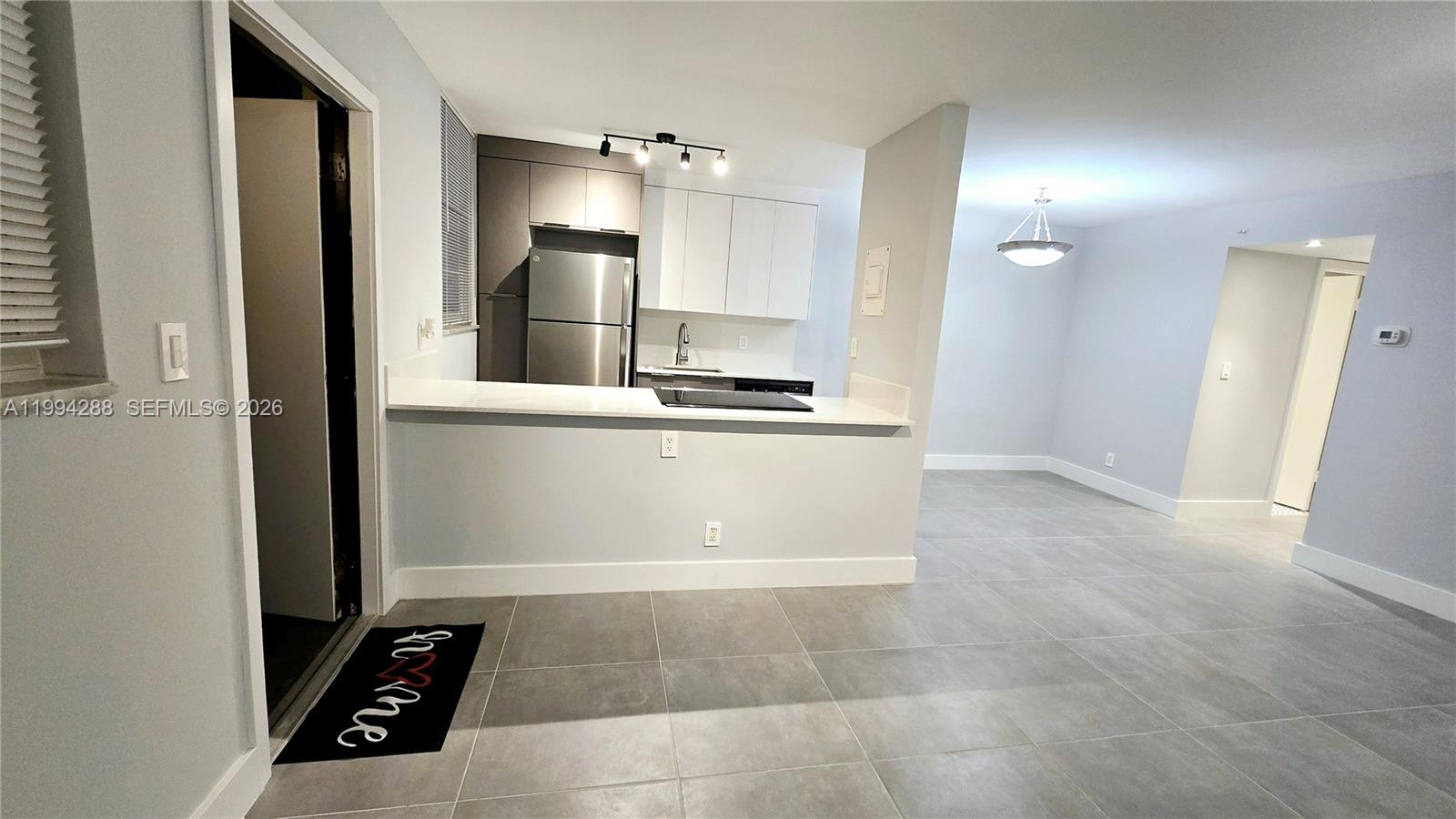 Residential Lease in Hollywood