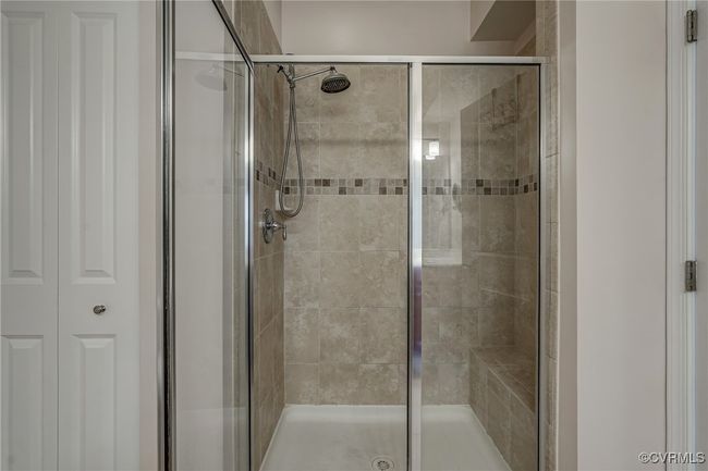 Primary Shower | Image 12