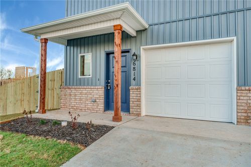 6814 Sw Memphis Avenue, Bentonville, AR, 72713 | Card Image