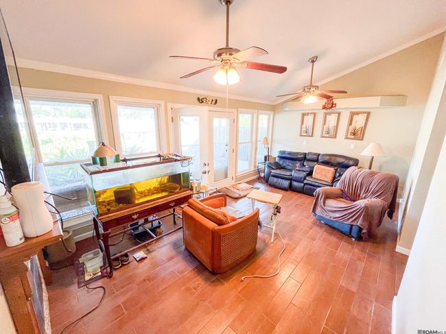 12385 Pecan Island Rd, House other with 4 bedrooms, 3 bathrooms and 3 parking in Jarreau LA | Image 15