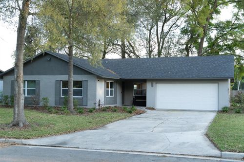 8221 Sw 13th Rd, GAINESVILLE, FL, 32607-3316 | Card Image