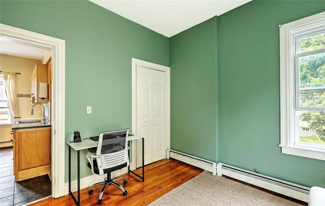 APT-3 - 20 7 Th St, Condo with 2 bedrooms, 1 bathrooms and 2 parking in Providence RI | Image 19