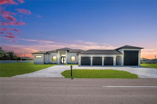 302 El Dorado Blvd N, Cape Coral, FL, 33993-7568 | Card Image