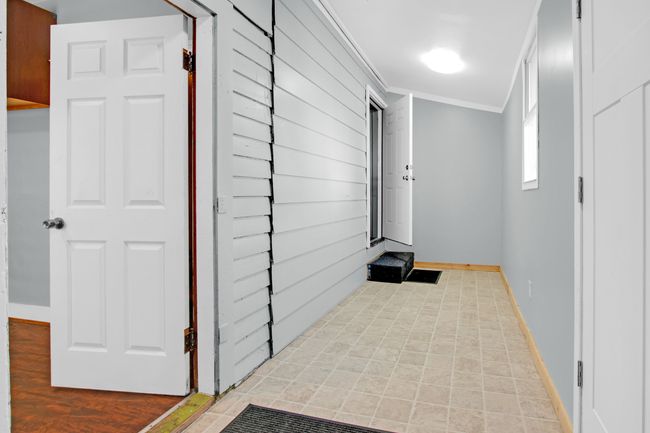 11586 Saint Aubin St, Home with 0 bedrooms, 2 bathrooms and 1 parking in Hamtramck MI | Image 16
