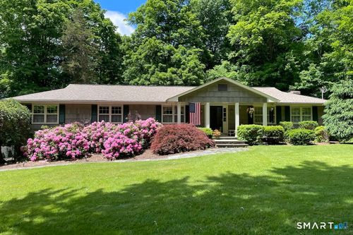 3 Hawthorne Hill Rd, Newtown, CT, 06470-1404 | Card Image