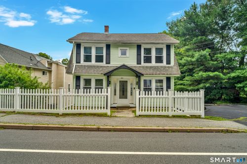 285 Niantic River Rd, Waterford, CT, 06385-1530 | Card Image